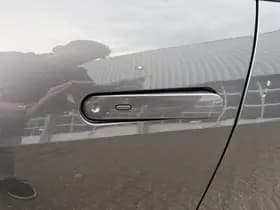 Toyota C-HR thumbnail 38