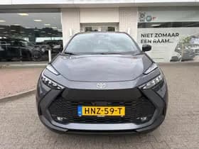 Toyota C-HR thumbnail 6