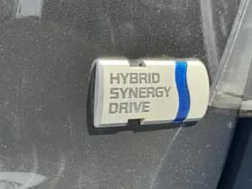 Toyota Yaris thumbnail 32