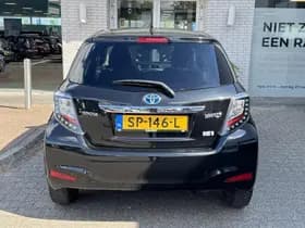 Toyota Yaris thumbnail 8