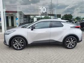 Toyota C-HR thumbnail 3