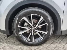 Toyota C-HR thumbnail 38