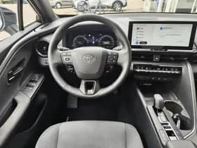 Toyota C-HR thumbnail 8