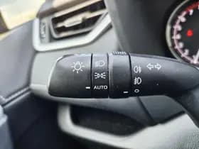 Toyota RAV4 thumbnail 12