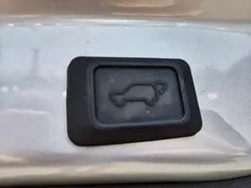 Toyota RAV4 thumbnail 35