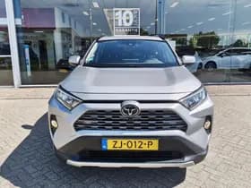 Toyota RAV4 thumbnail 6