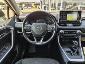 Toyota RAV4 thumbnail 9