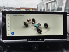 Toyota C-HR thumbnail 17