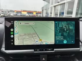 Toyota C-HR thumbnail 18