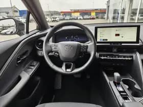Toyota C-HR thumbnail 8