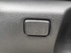 Toyota Corolla thumbnail 27