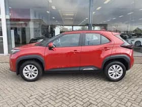 Toyota Yaris Cross thumbnail 3