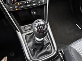 Suzuki S-Cross thumbnail 23
