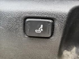 Toyota C-HR thumbnail 30