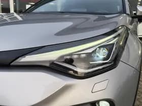 Toyota C-HR thumbnail 36