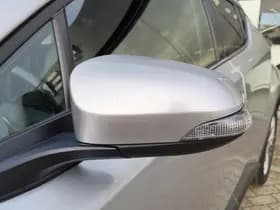 Toyota C-HR thumbnail 38