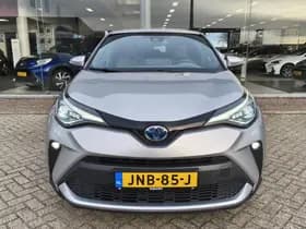 Toyota C-HR thumbnail 6