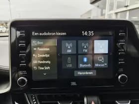 Toyota C-HR thumbnail 16