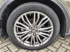 Toyota C-HR thumbnail 42