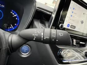 Toyota Corolla thumbnail 16