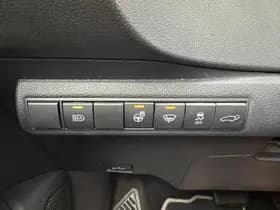 Toyota Corolla thumbnail 28
