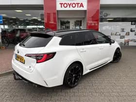 Toyota Corolla thumbnail 4