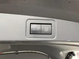 Toyota Corolla thumbnail 36