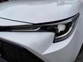 Toyota Corolla thumbnail 38