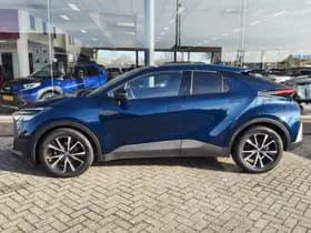 Toyota C-HR thumbnail 3
