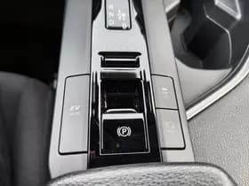 Toyota C-HR thumbnail 22