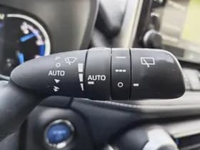 Toyota RAV4 thumbnail 10