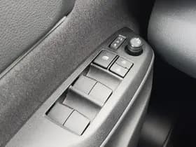 Toyota Yaris Cross thumbnail 24