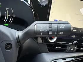 Lexus NX thumbnail 15