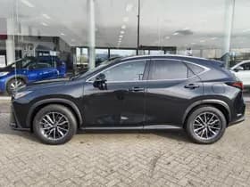 Lexus NX thumbnail 3