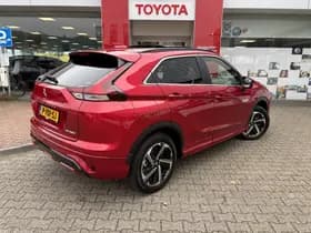 Mitsubishi Eclipse Cross thumbnail 4