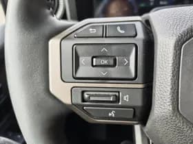 Toyota Land Cruiser thumbnail 16