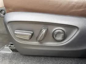 Toyota Land Cruiser thumbnail 38