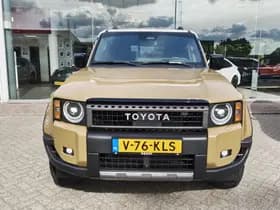 Toyota Land Cruiser thumbnail 6
