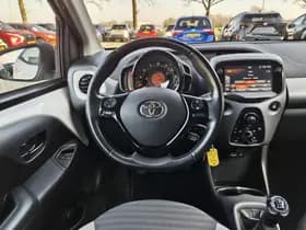 Toyota Aygo thumbnail 9