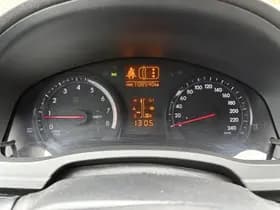 Toyota Avensis thumbnail 11