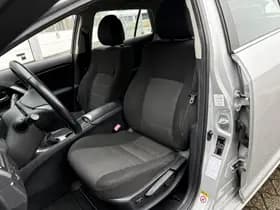 Toyota Avensis thumbnail 28