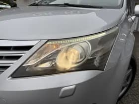 Toyota Avensis thumbnail 35