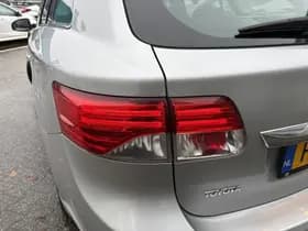 Toyota Avensis thumbnail 36