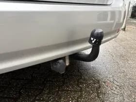 Toyota Avensis thumbnail 8