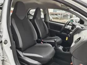 Toyota Aygo thumbnail 24