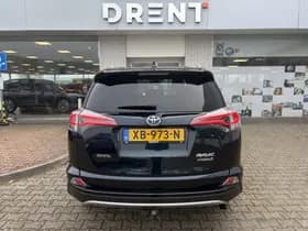 Toyota RAV4 thumbnail 7