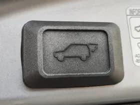 Toyota RAV4 thumbnail 32