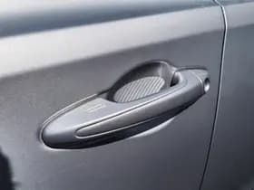 Toyota RAV4 thumbnail 36