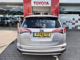 Toyota RAV4 thumbnail 7