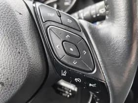 Toyota C-HR thumbnail 14